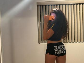 Honeydew, 22  female escort, Westchester