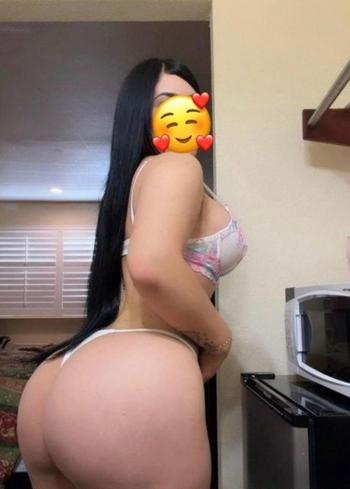 yenni, 24  female escort, Westchester